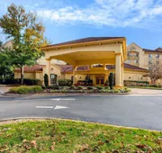 La Quinta Inn & Suites by Wyndham Raleigh Crabtree hotel detail image 4