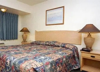 Econo Lodge On Historic Route 66 hotel thumbnail 2