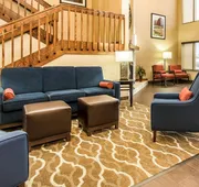 Comfort Suites Effingham Central hotel detail image 4