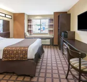 Microtel Inn & Suites by Wyndham North Canton hotel detail image 5