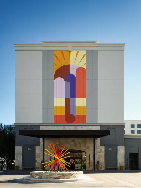 Hotel Zessa Orange County Airport, a DoubleTree by Hilton hotel detail image 6