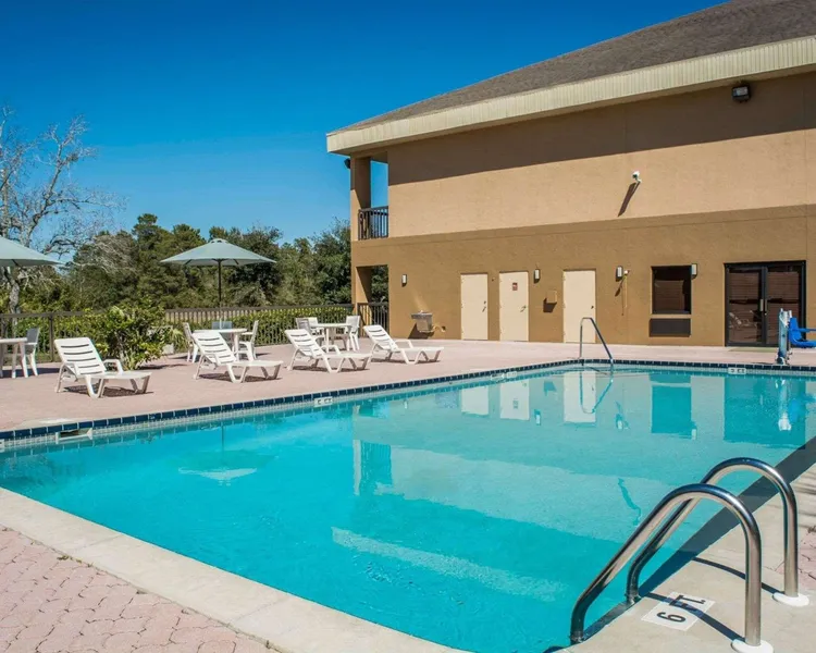 Quality Inn Weeki Wachee - Spring Hill hotel detail image 2