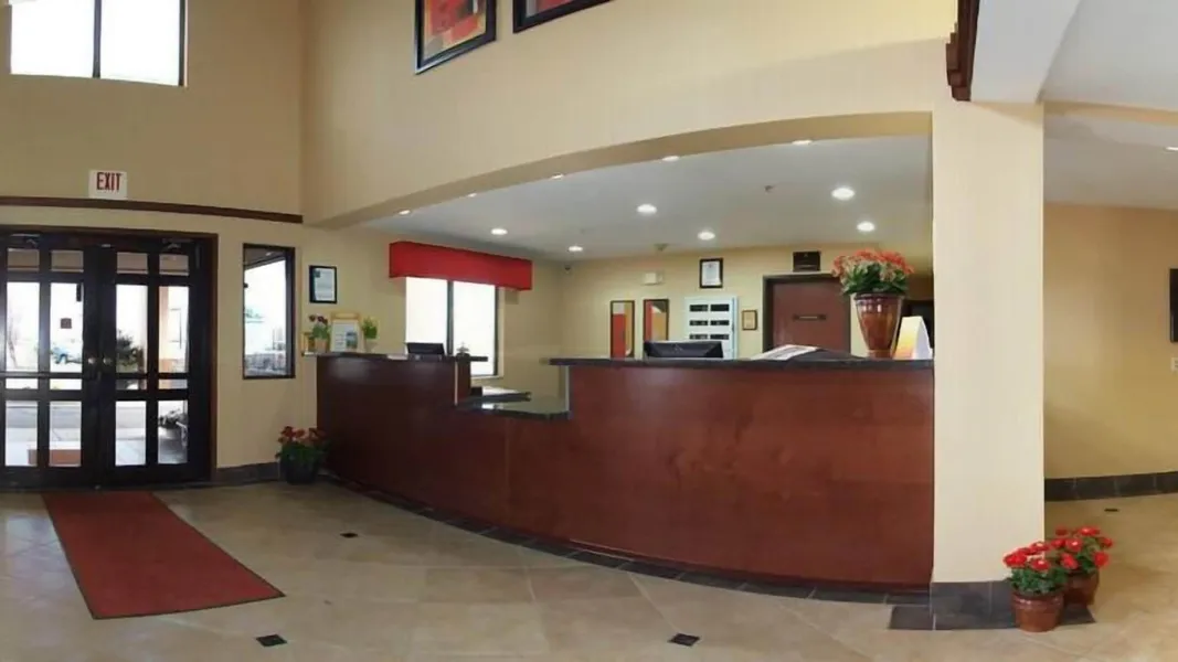 Econo Lodge Inn & Suites Monroe hotel detail image 6