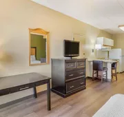 Extended Stay America Select Suites Chicago Lombard Oakbrook hotel detail image 7