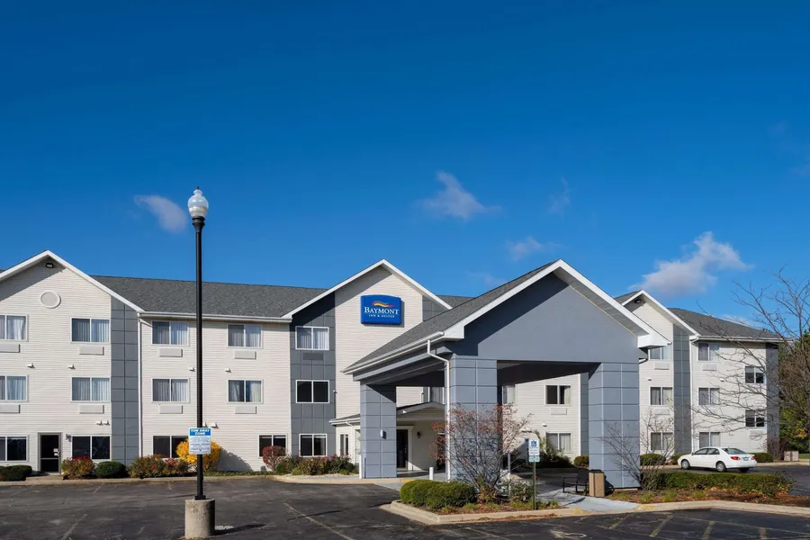 Baymont by Wyndham Gurnee hotel detail image 2