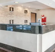 Quality Inn Effingham North hotel detail image 5