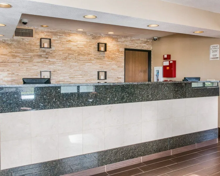 Quality Inn Effingham North hotel detail image 6
