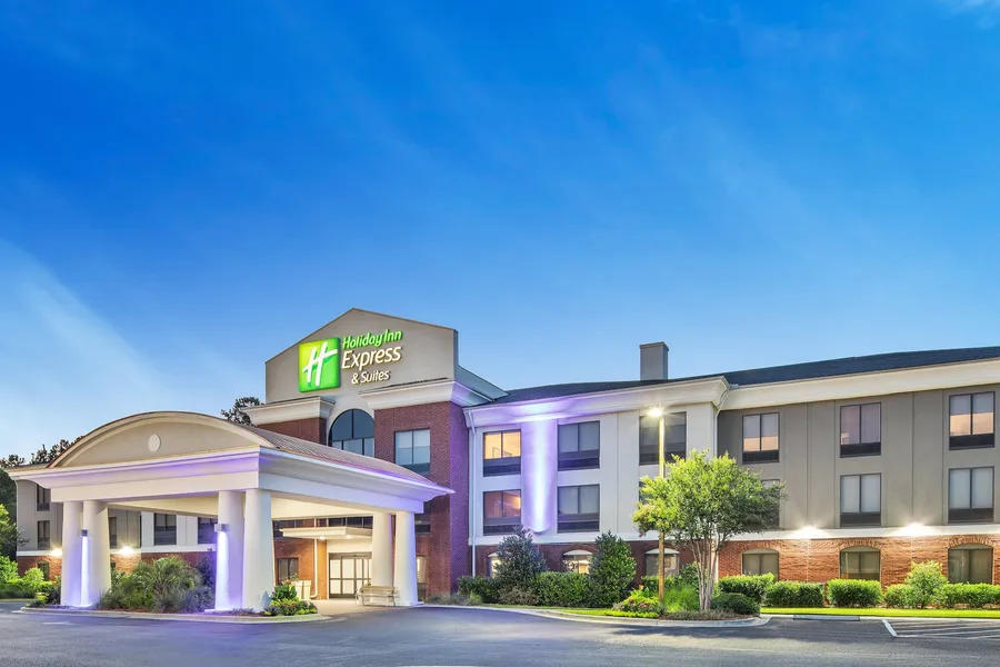 Holiday Inn Express & Suites Hardeeville - Hilton Head by IHG hotel detail image 2