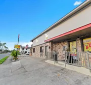 Super 8 Wyndham McAllen Downtown- City Center-Plaza Mall-Airport hotel detail image 4