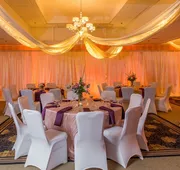DoubleTree by Hilton Hotel Raleigh - Brownstone - University hotel detail image 5