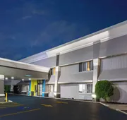 Days Inn by Wyndham Pleasant Prairie Kenosha hotel detail image 5