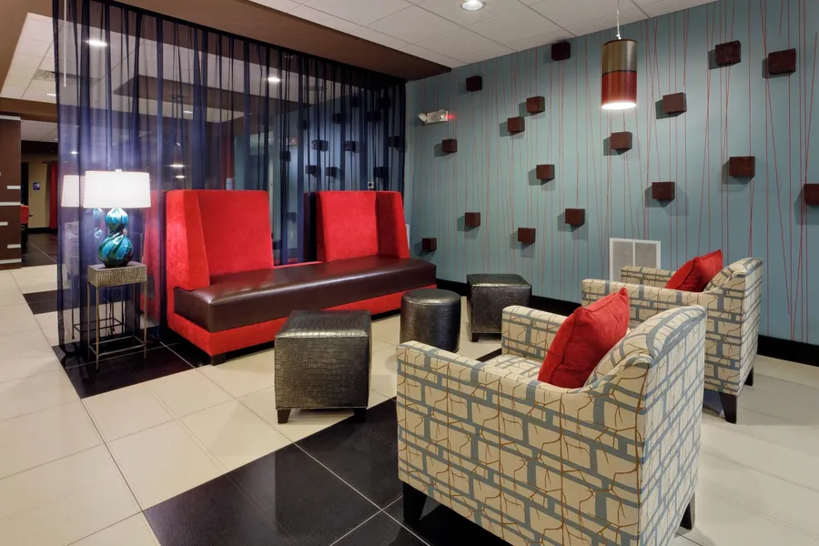 Holiday Inn Express Hotel & Suites York NE - Market by IHG hotel detail image 2