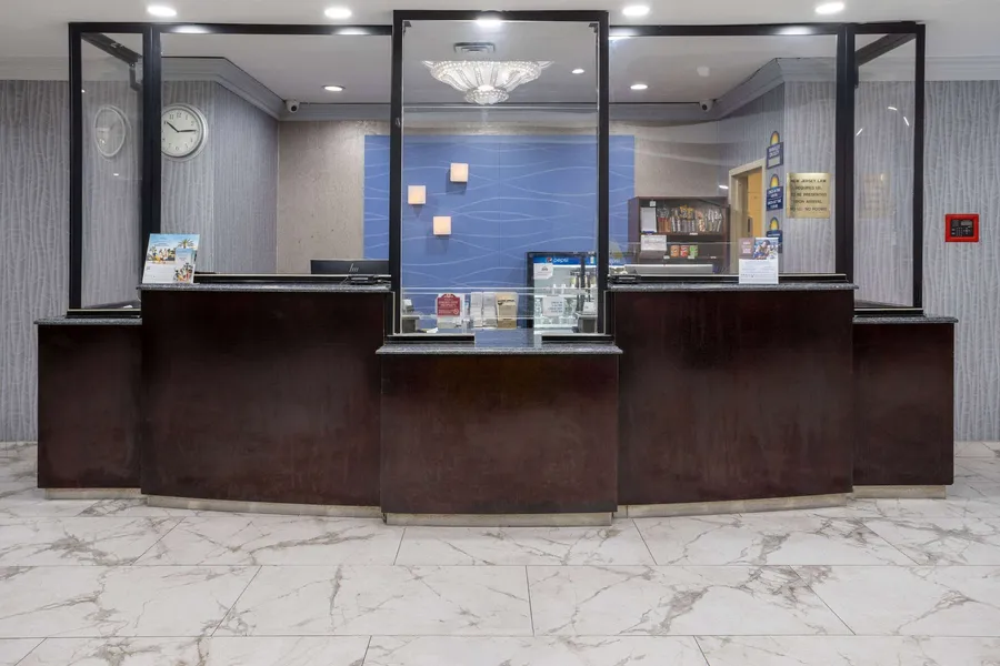 Days Hotel by Wyndham North Bergen /NYC Area hotel detail image 6