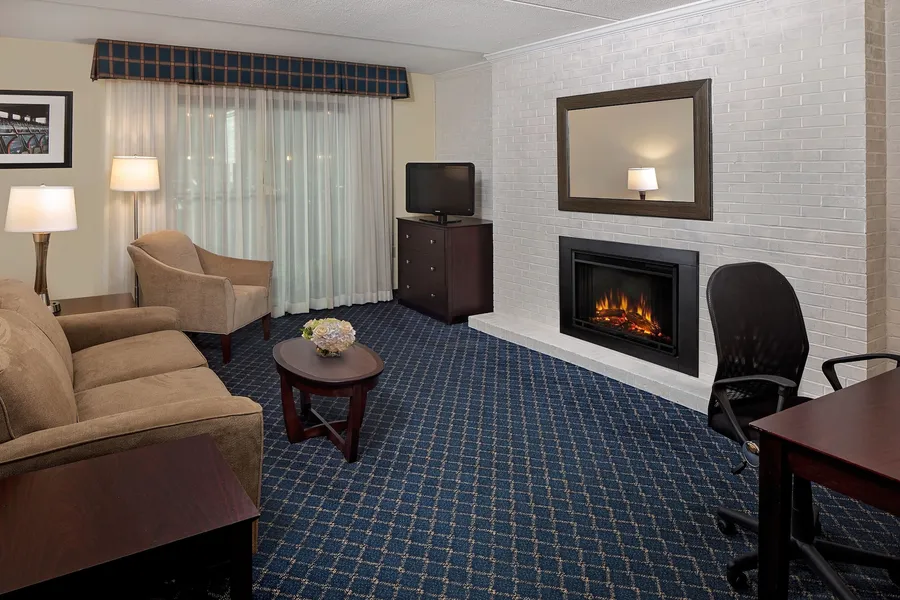 The Boxboro Regency hotel detail image 6