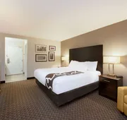 La Quinta Inn & Suites by Wyndham Cleveland Macedonia hotel detail image 7