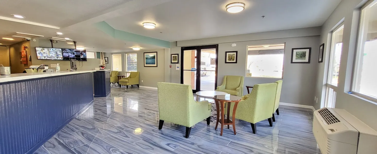 Olympic Inn & Suites hotel detail image 6