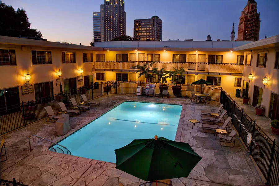 Best Western Plus Sutter House hotel detail image 6