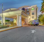 Holiday Inn Express & Suites Tampa USF Busch Gardens by IHG hotel detail image 3