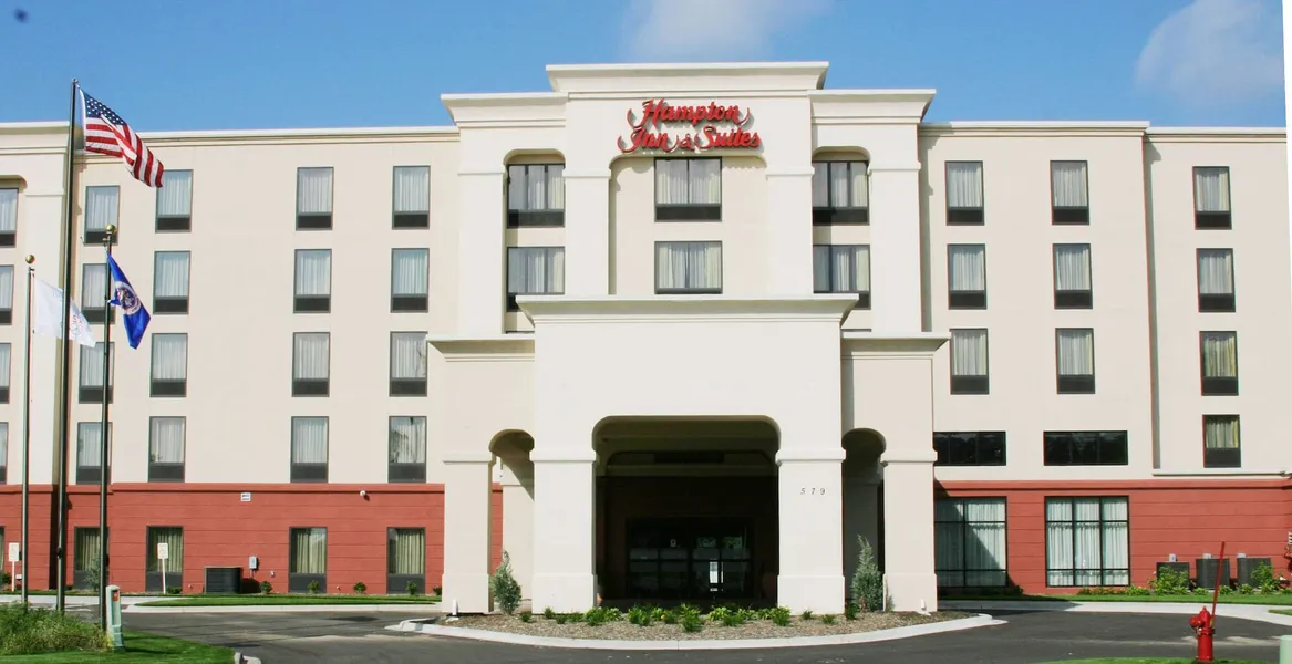 Hampton Inn & Suites Lino Lakes hotel detail image 2