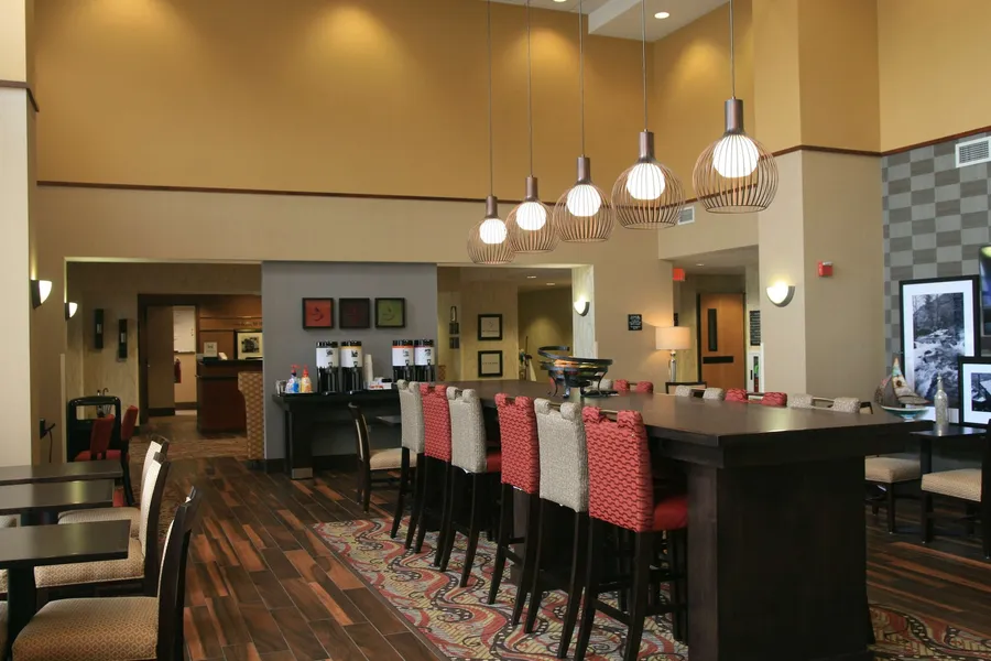 Hampton Inn & Suites Lino Lakes hotel detail image 6