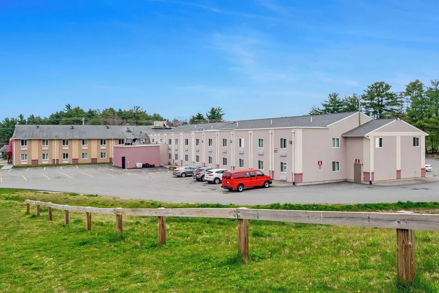 Americas Best Value Inn Foxboro hotel detail image 6