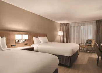 Clarion Hotel Milwaukee Airport hotel thumbnail 8