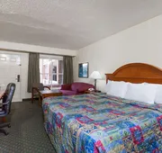 Days Inn by Wyndham Petersburg/South Fort Lee hotel detail image 3