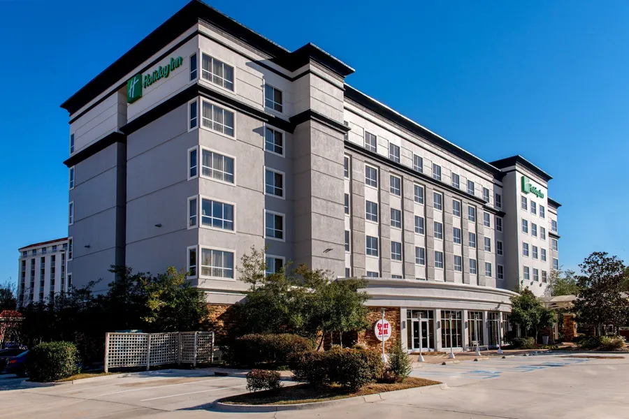 Holiday Inn Baton Rouge College Drive I-10 by IHG hotel detail image 2