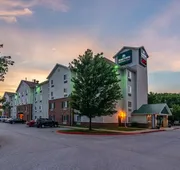 HomeTowne Studios & Suites by Red Roof Bentonville hotel detail image 3