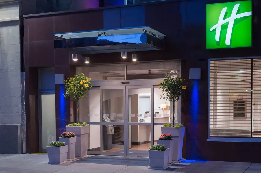Holiday Inn Express New York City Times Square by IHG hotel detail image 6