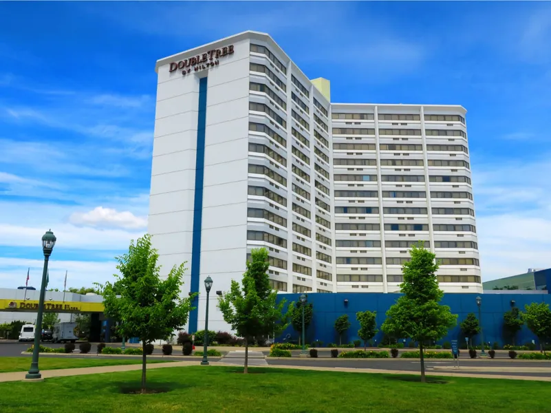 DoubleTree by Hilton Spokane City Center hotel detail image 6
