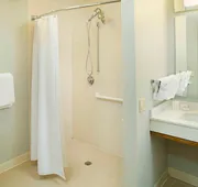 Courtyard by Marriott West Palm Beach Airport hotel detail image 7