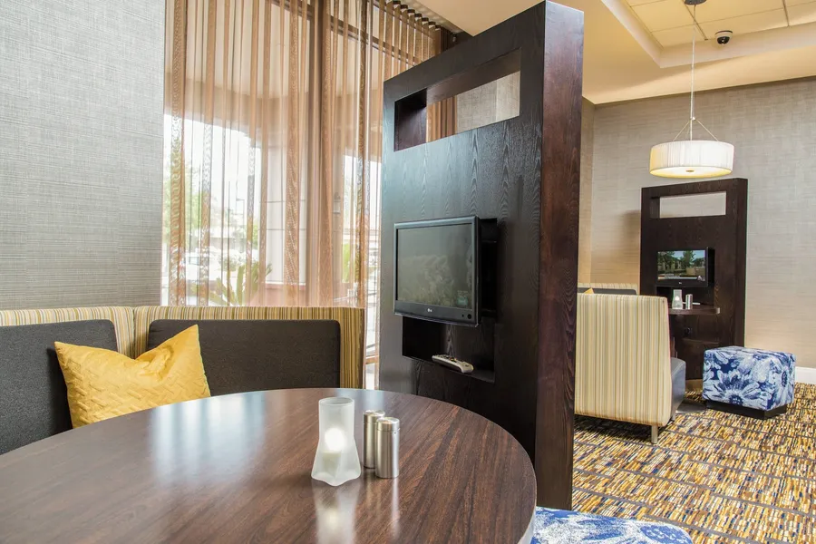 Courtyard by Marriott Los Angeles Pasadena/Monrovia hotel detail image 6