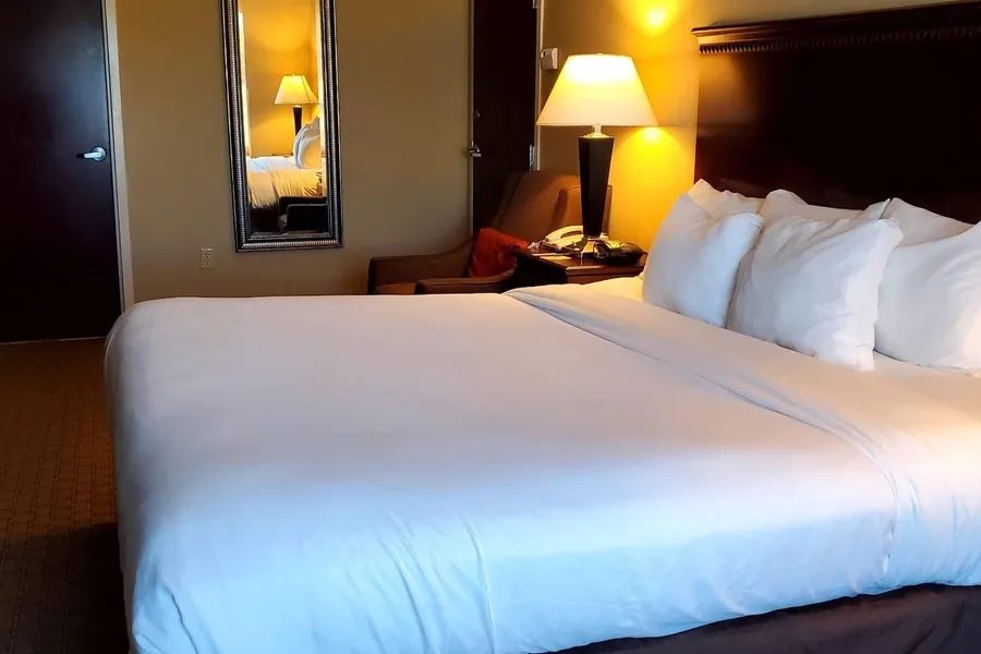Comfort Suites Biloxi - Ocean Springs hotel detail image 6