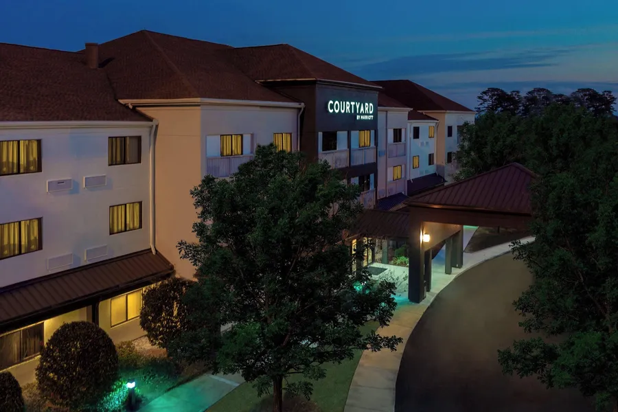 Courtyard by Marriott Tallahassee North/I-10 Capital Circle hotel detail image 2