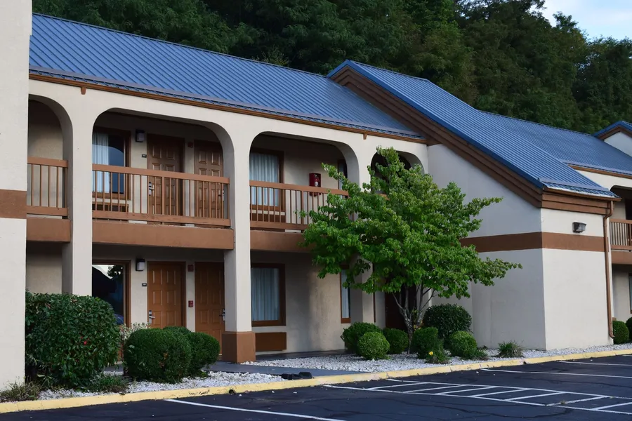 Super 8 by Wyndham Fort Chiswell/Wytheville Area hotel detail image 6