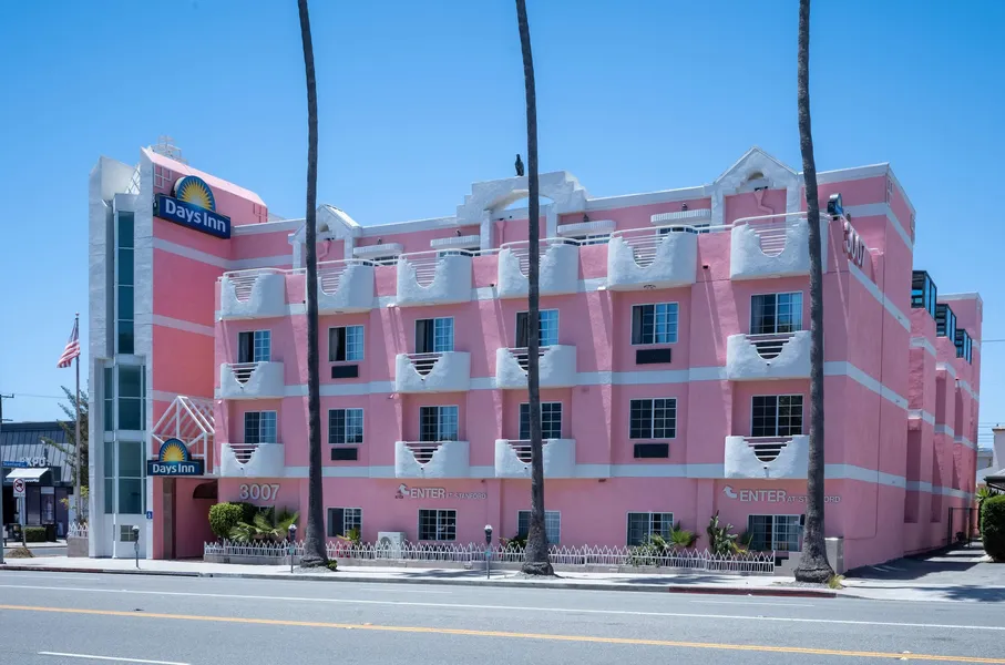 Days Inn by Wyndham Santa Monica hotel detail image 2