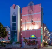 Days Inn by Wyndham Santa Monica hotel detail image 3