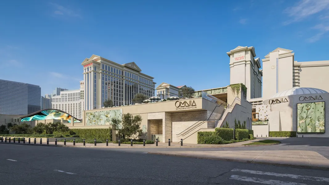 Caesars Palace hotel detail image 2