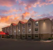 Quality Inn Knoxville West Cedar Bluff hotel detail image 4