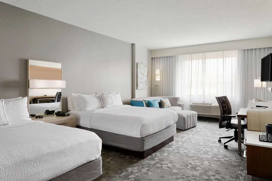 Courtyard by Marriott Milwaukee Downtown hotel detail image 2