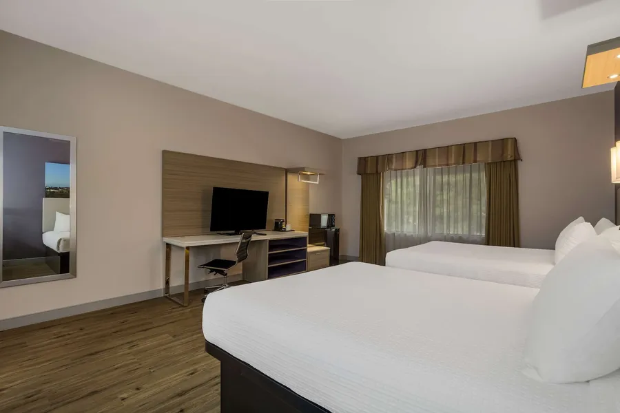 Best Western Diamond Bar Hotel & Suites hotel detail image 6