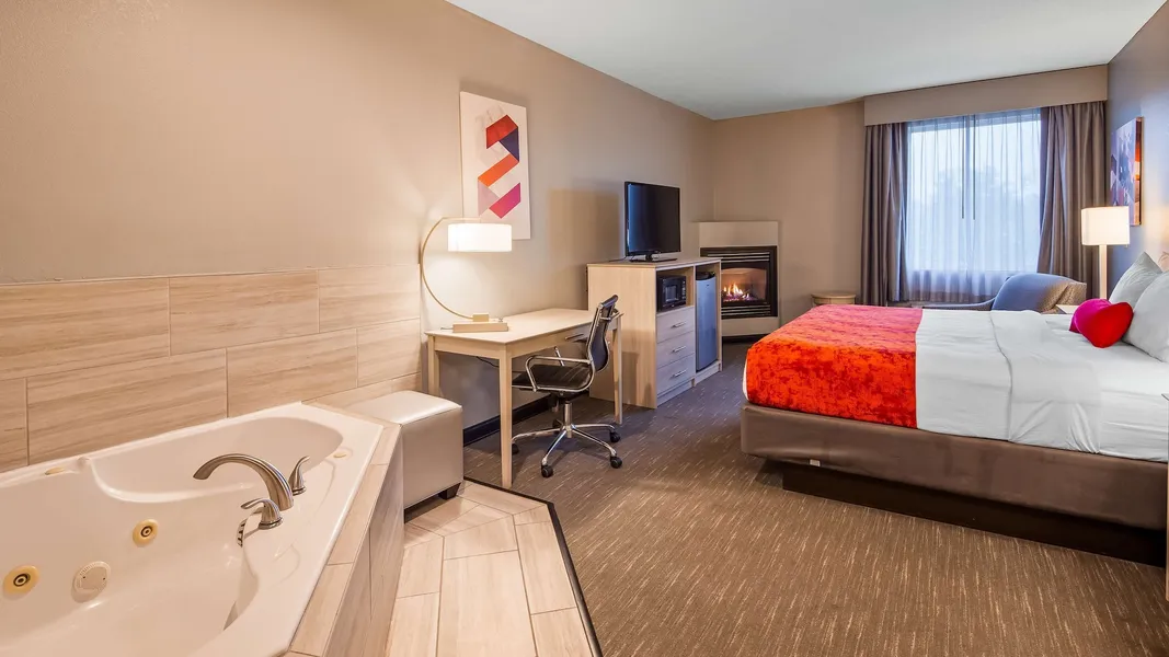 Best Western Plus New Cumberland Inn & Suites hotel detail image 6