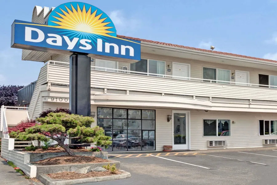 Days Inn by Wyndham Seattle North of Downtown hotel detail image 2