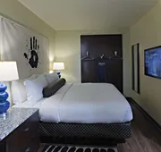 ACME Hotel Chicago, Outset Collection by Hilton hotel detail image 4