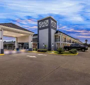 Econo Lodge Inn & Suites Ocean Springs - Biloxi hotel detail image 5