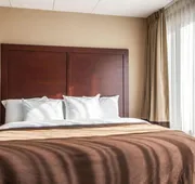 Quality Inn & Suites Orland Park - Chicago hotel detail image 4