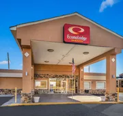 Econo Lodge Inn & Suites Macon West hotel detail image 5