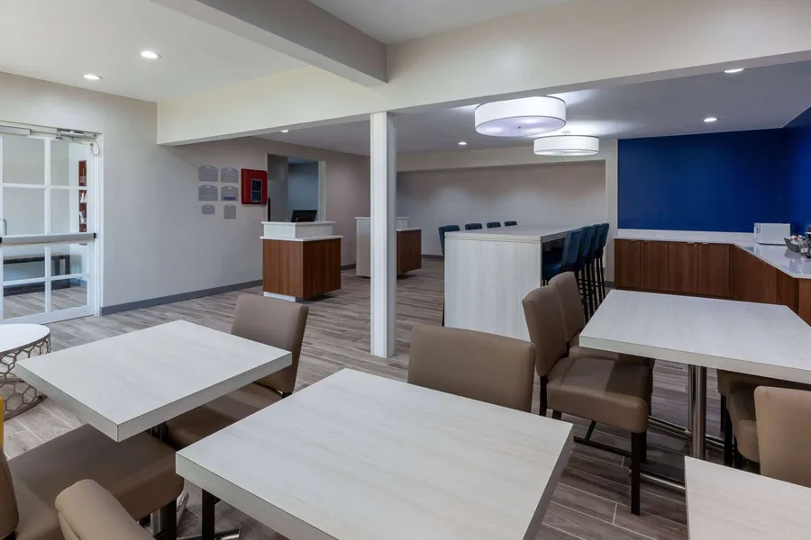 Microtel Inn & Suites by Wyndham Sunbury/Columbus North hotel detail image 6