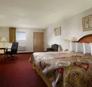 Days Inn by Wyndham Huntington hotel detail image 7